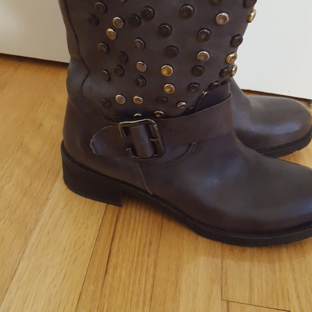 Half boot, bought in Italy